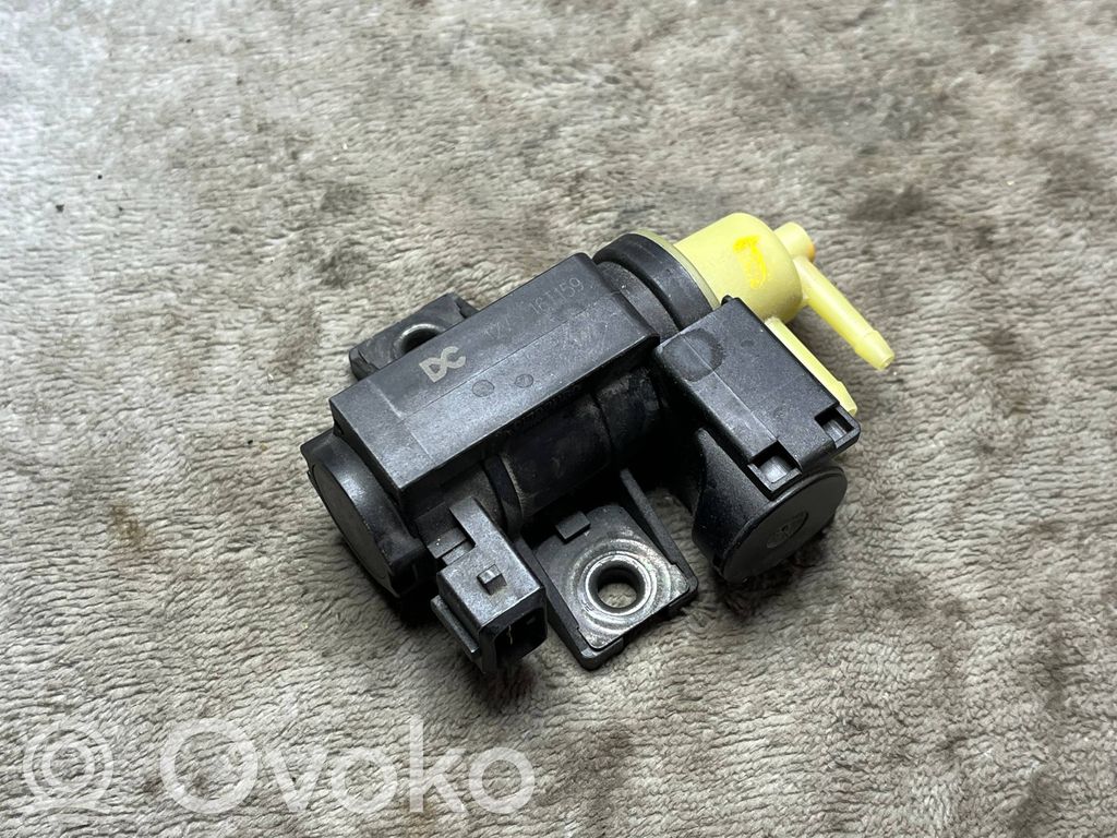 Mercedes-Benz C AMG W204 Konsola środkowa / Radio / GPS 