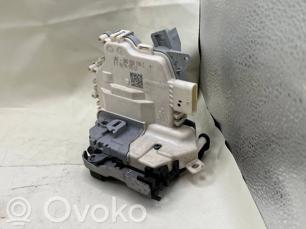 Audi A3 S3 8V Rear glass lock/latch 