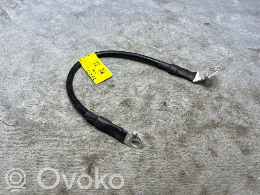 Nissan Juke I F15 Soporte de montaje del filtro de aceite 