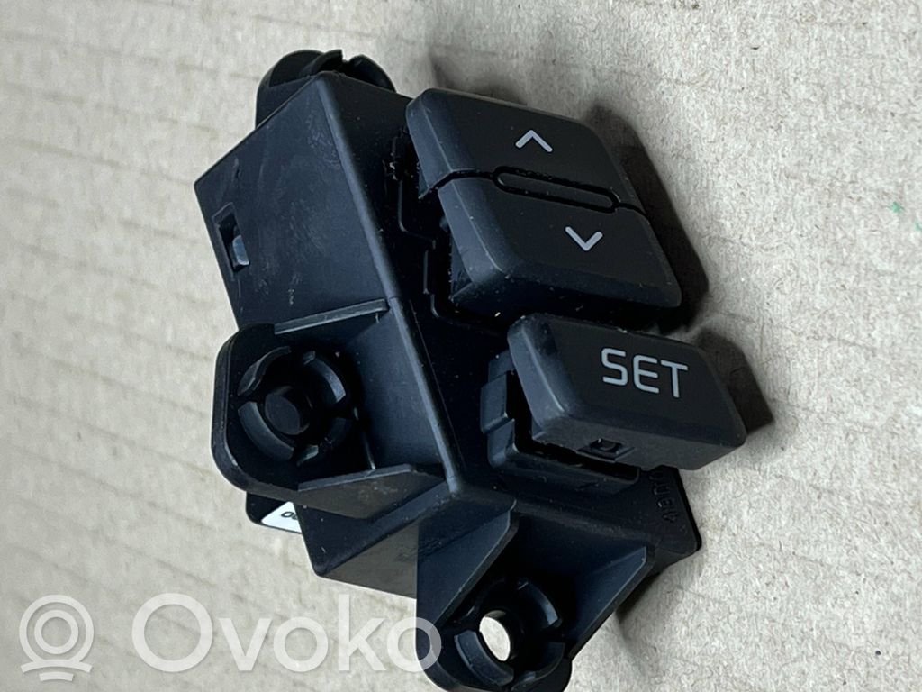 Interrupteur / bouton multifonctionnel   93796A2000WK