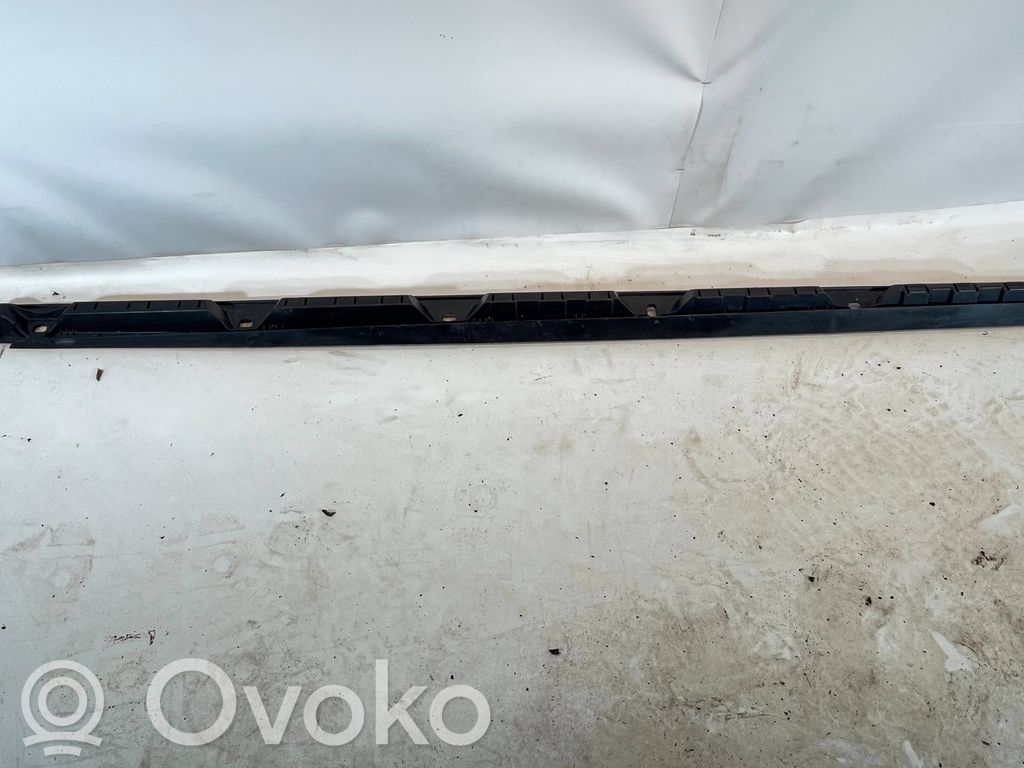 Audi A1 Sill 