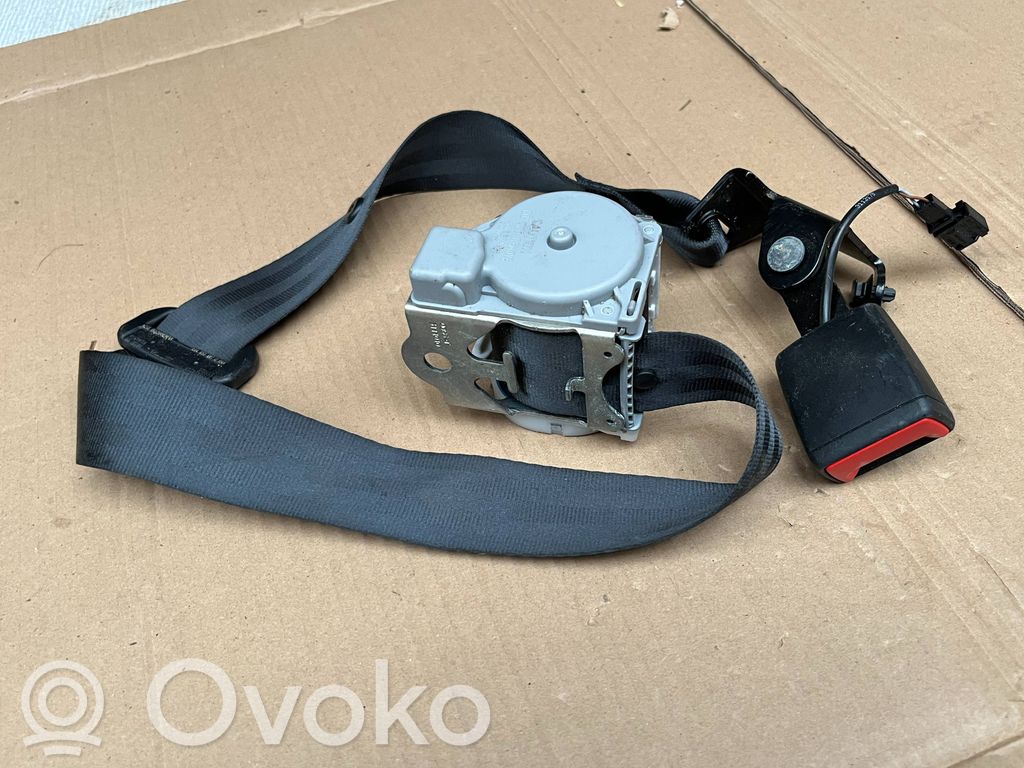 Toyota Aygo AB10 Laikiklis galinio stiklo spynos 