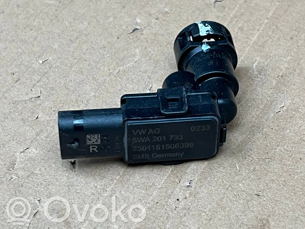Volkswagen Polo V 6R Zamek / Zatrzask szyby bagażnika 