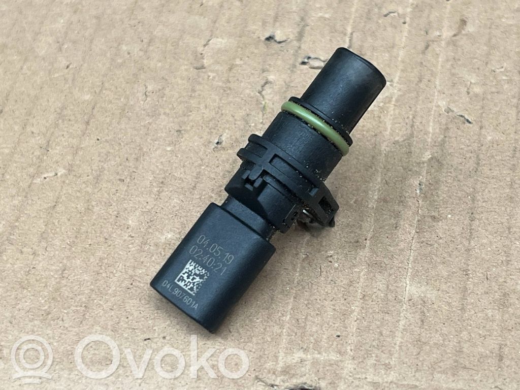 Rear glass lock/latch   E549,04L907601A