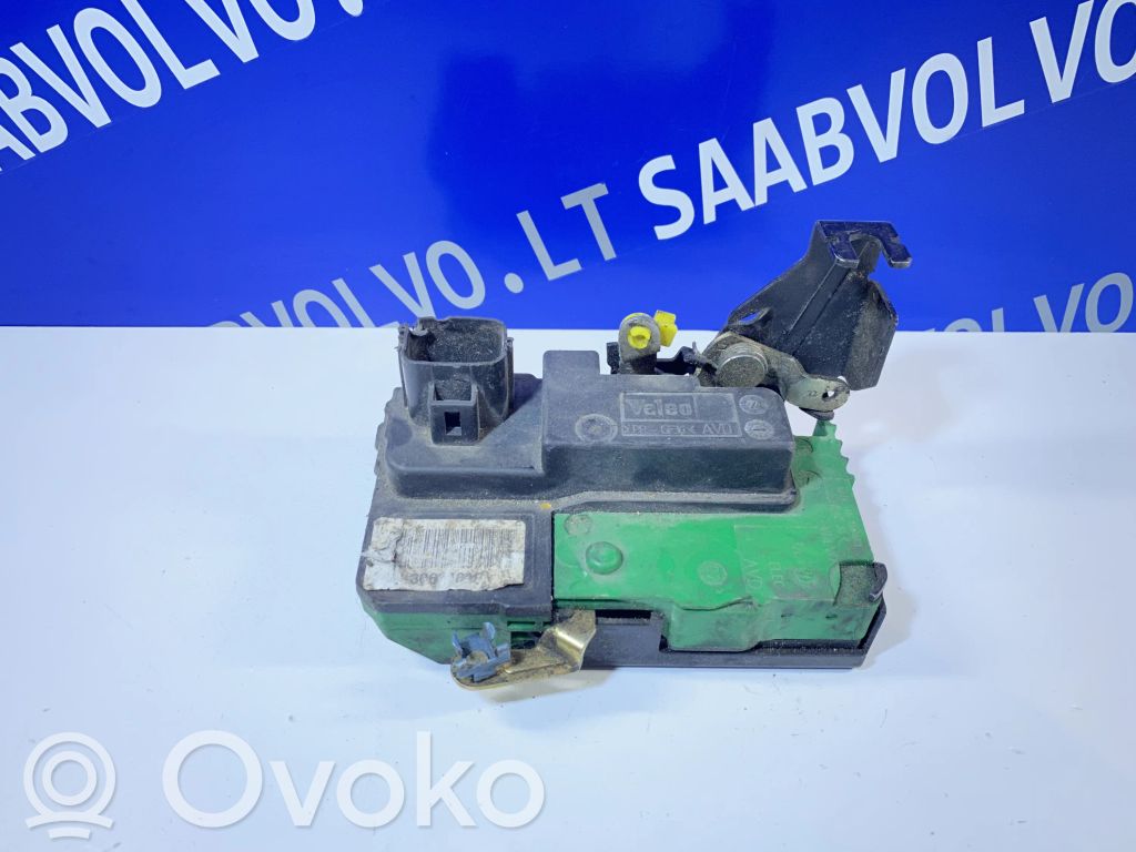 Volvo S80 Priekšpusē slēdzene 