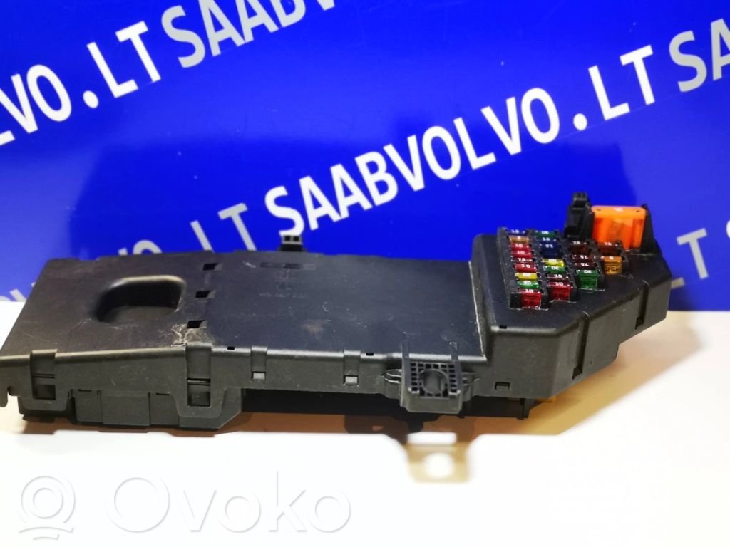 Saab 9-3 Ver1 Boîte à fusibles 