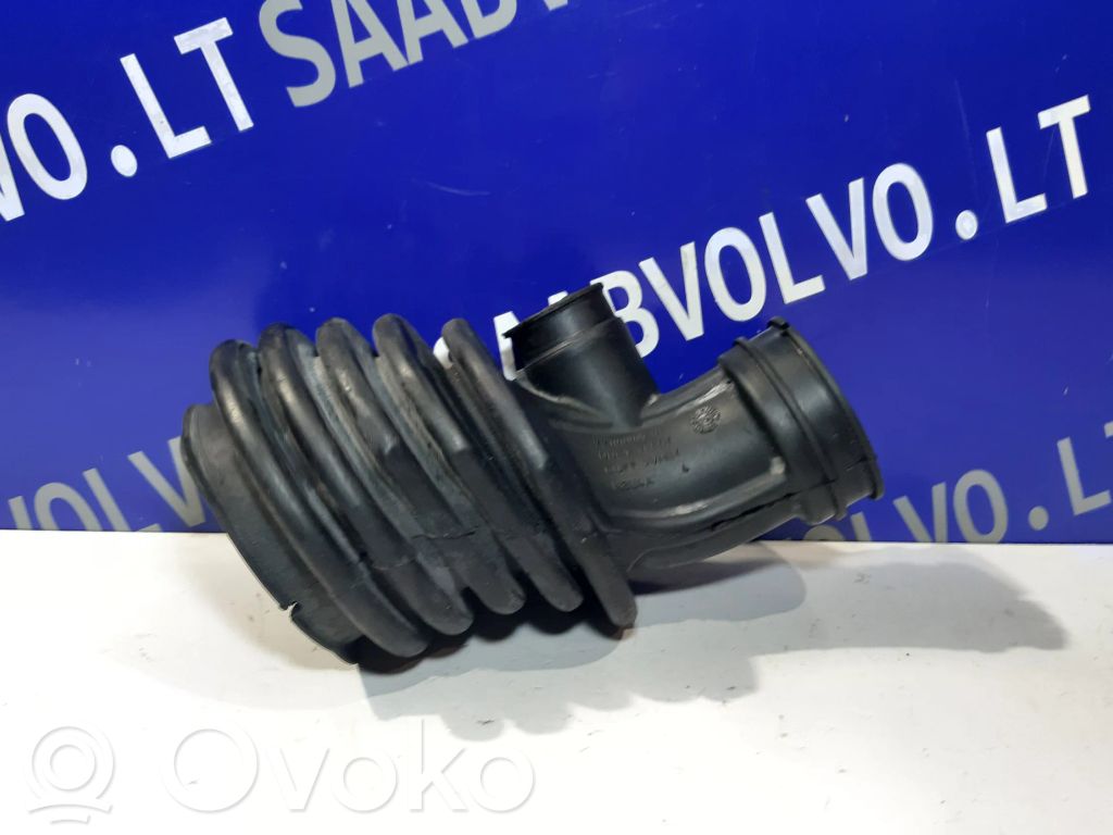 Volvo V50 Ilmanoton kanavan osa 