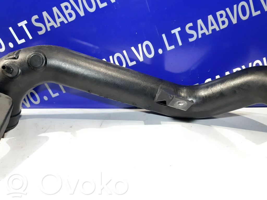 Volvo S60 Välijäähdyttimen letku 