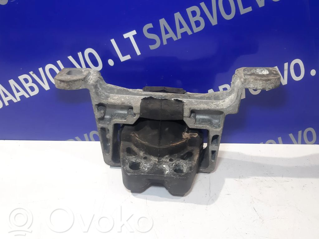 Engine mount bracket   3M516F012CG