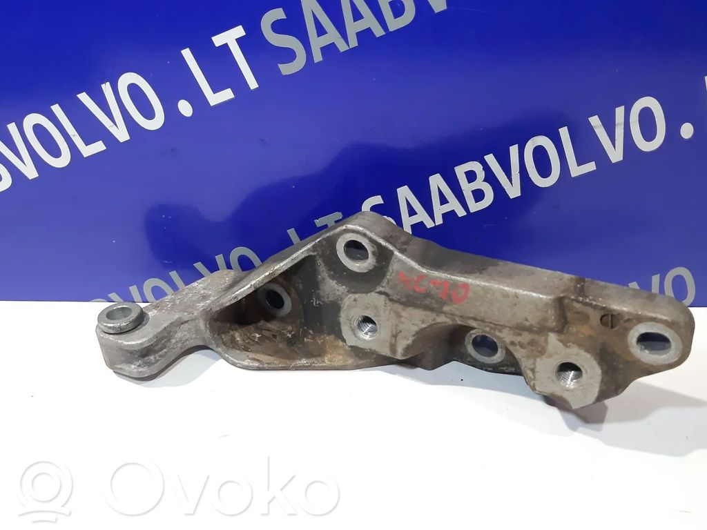 Engine mounting bracket   6G927M125EC