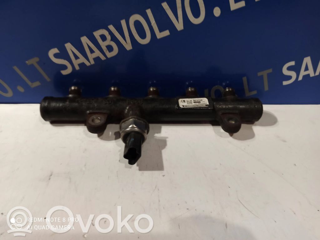 Volvo V50 Fuel main line pipe 