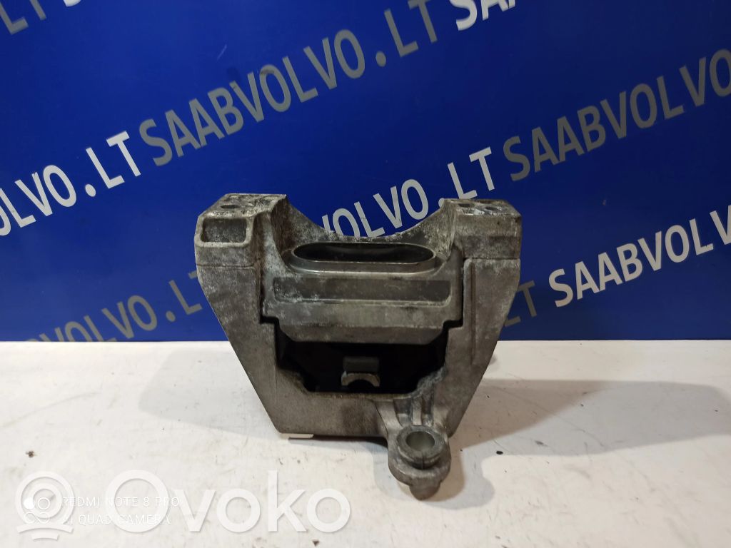 Engine mount bracket   210446