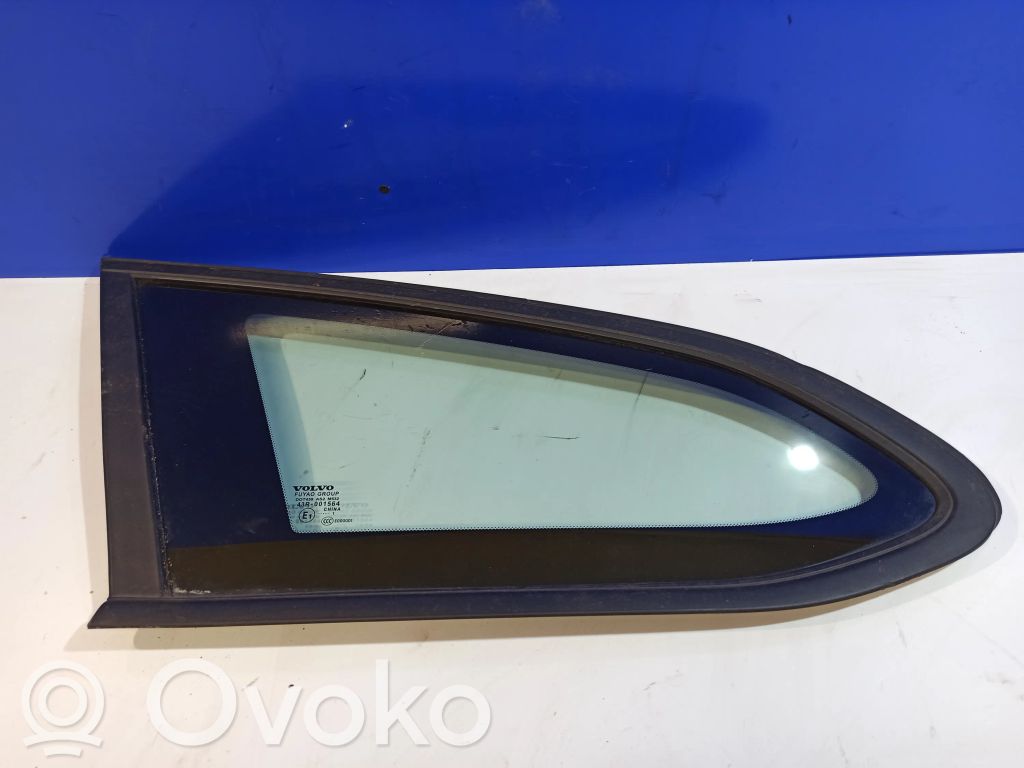 Volvo V60 Vidrio lateral trasero 