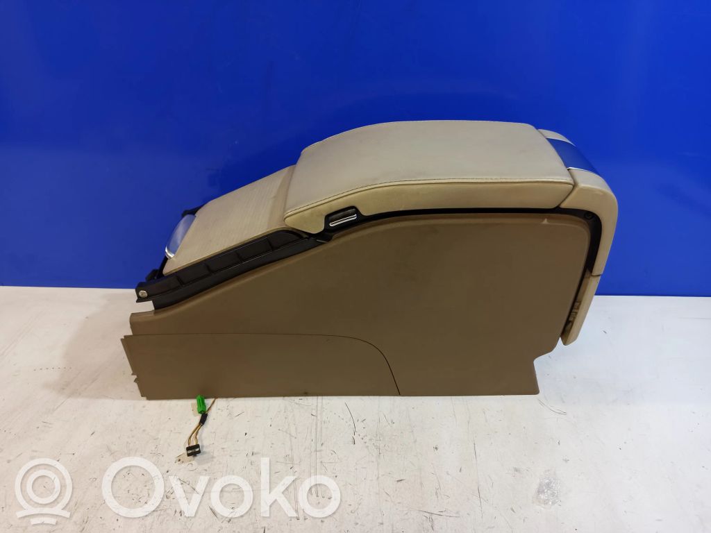 Volvo S80 Center console 