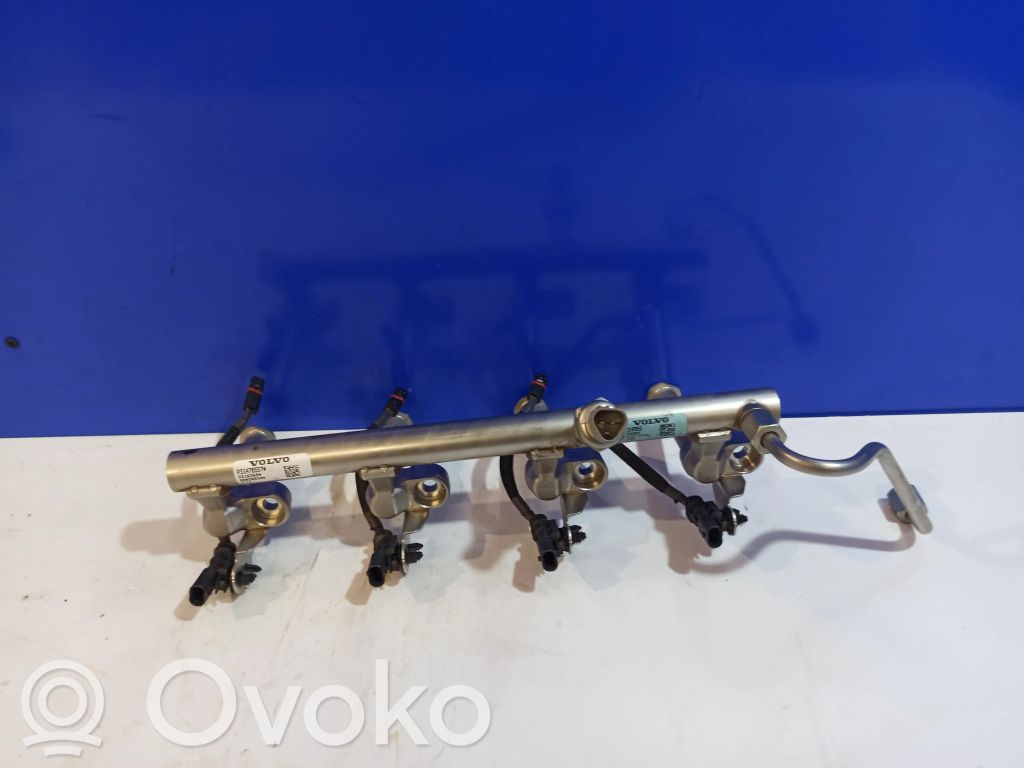Volvo V60 Polttoainepääputki 