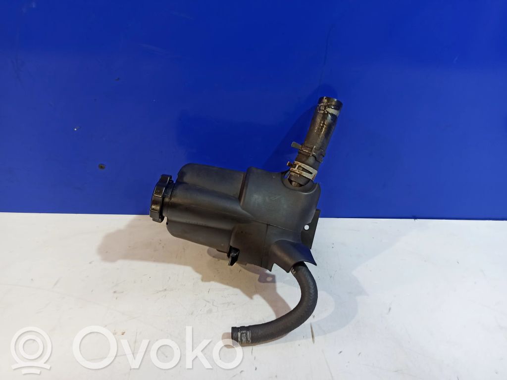 Saab 9-5 Ohjaustehostimen nestesäiliö 