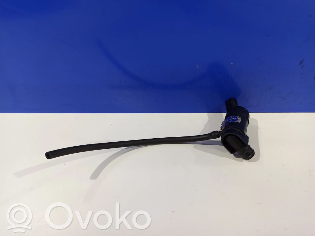 Volvo S80 Windscreen/windshield washer pump 