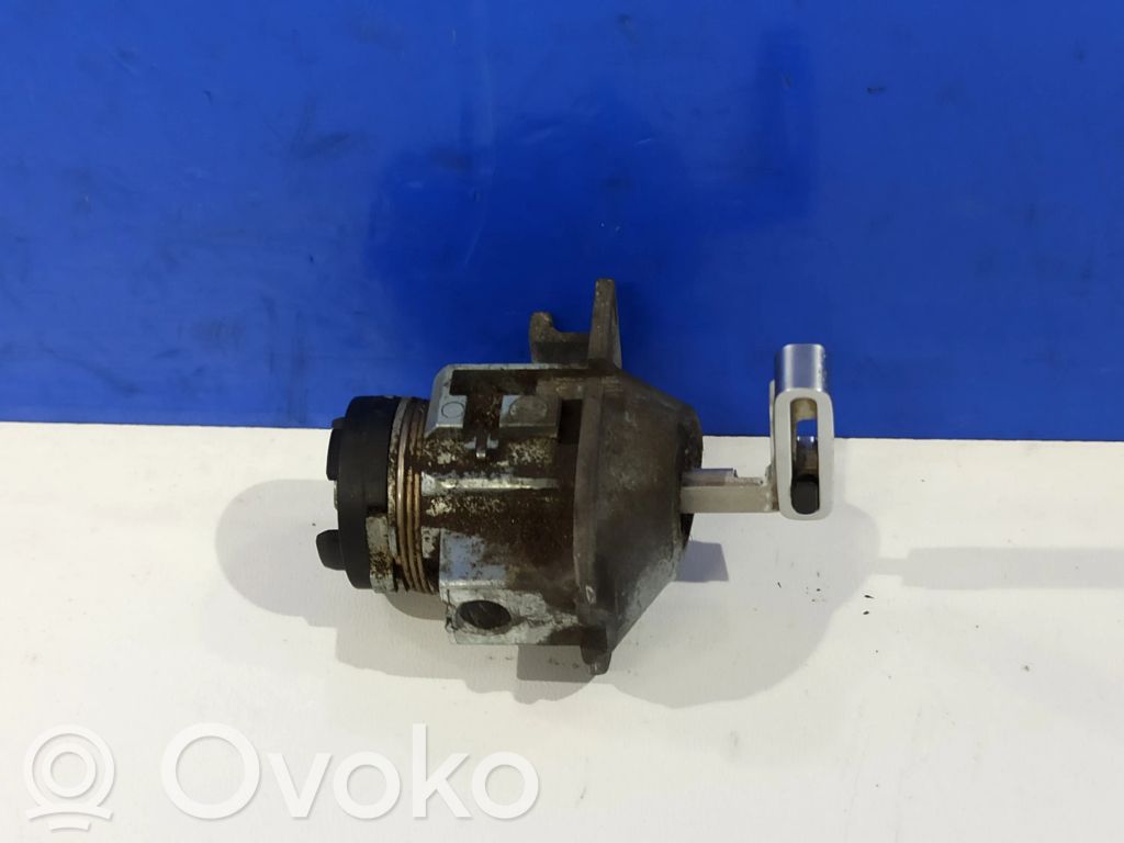 Volvo S80 Serratura portiera anteriore 