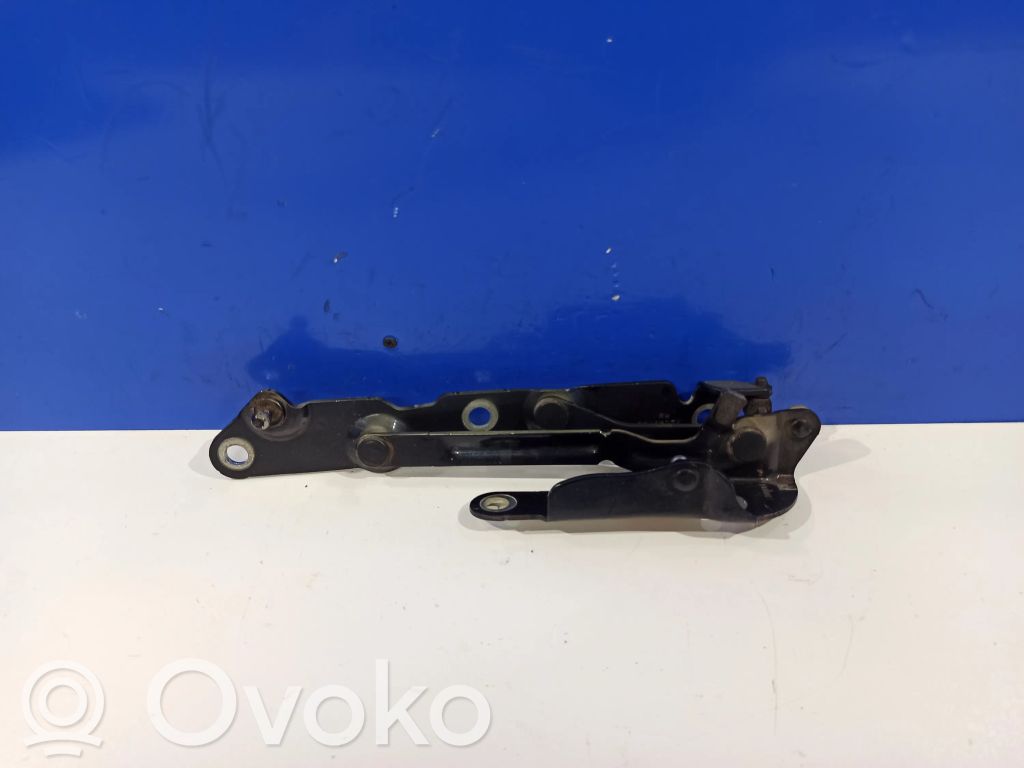 Volvo S80 Tailgate/trunk/boot hinge 