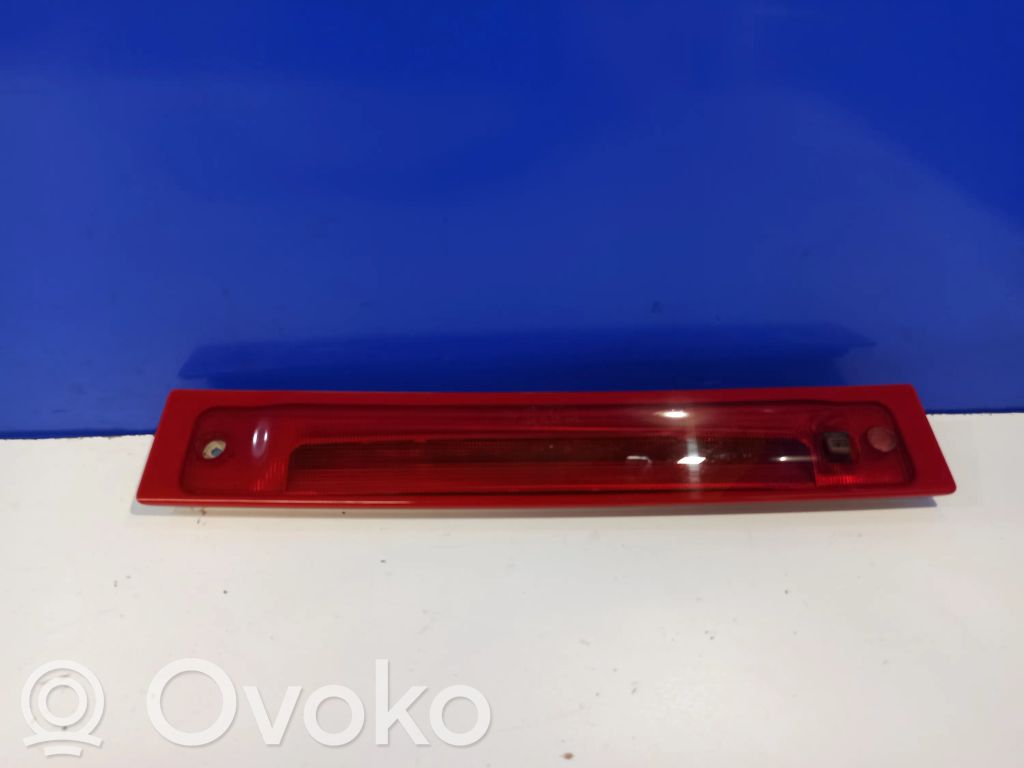 Volvo XC90 Third/center stoplight 