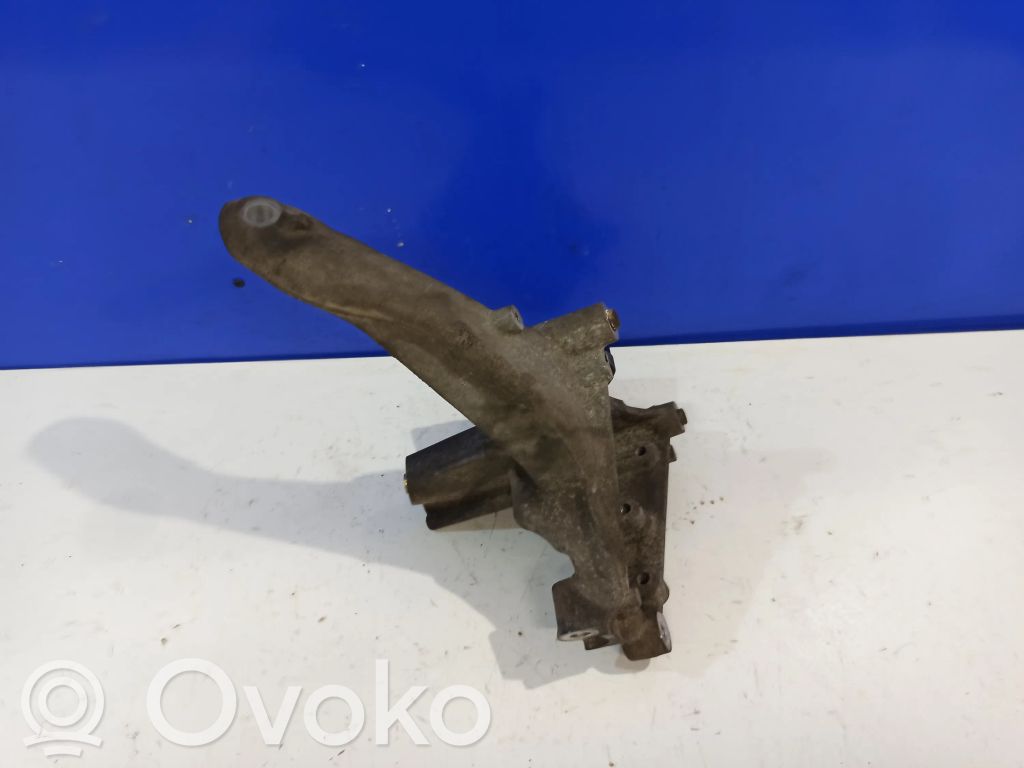 Volvo XC90 Diržo įtempėjas 
