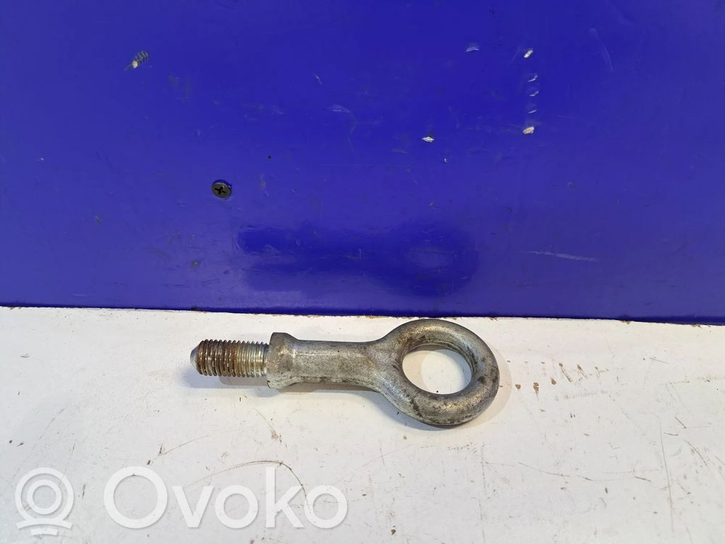 Volvo S40 Anillo de remolque 