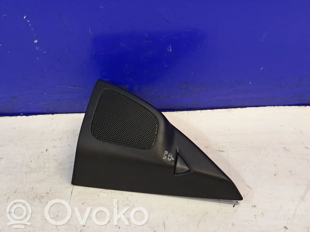 Etuoven kaiutin   8676895