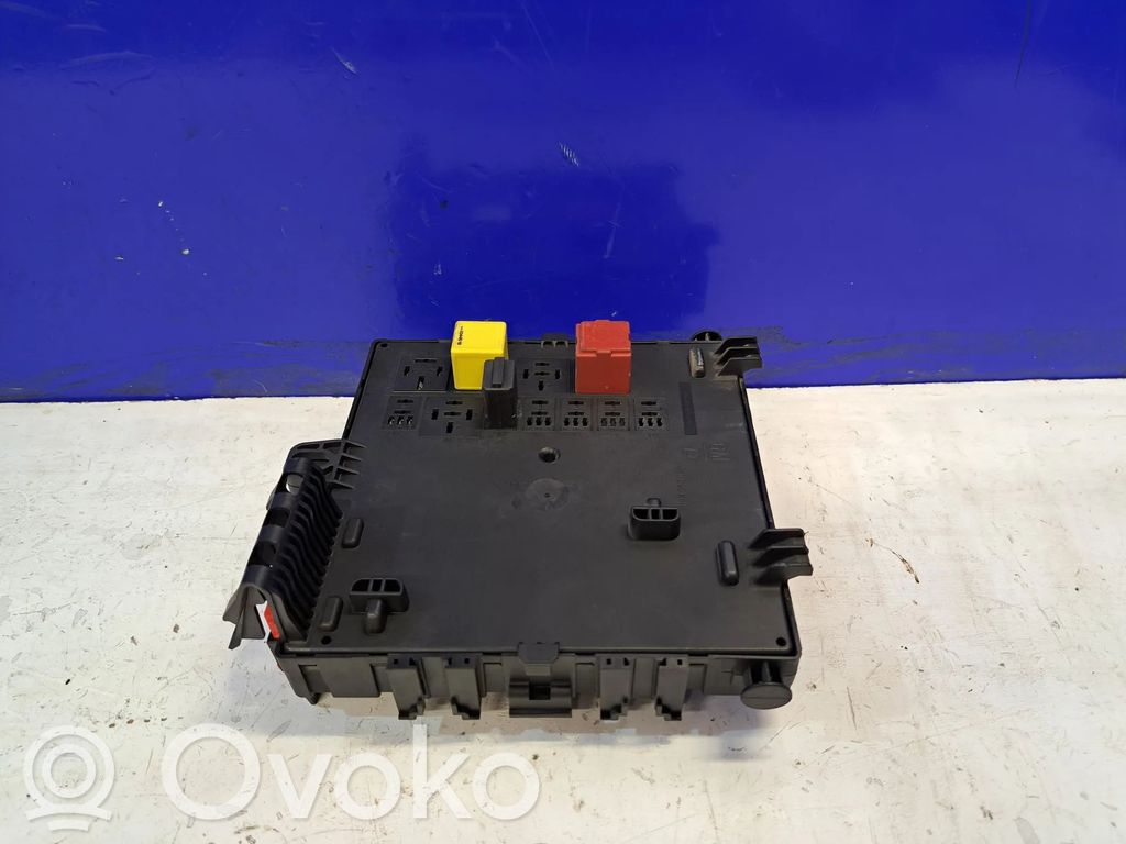 Saab 9-3 Ver1 Fuse module 