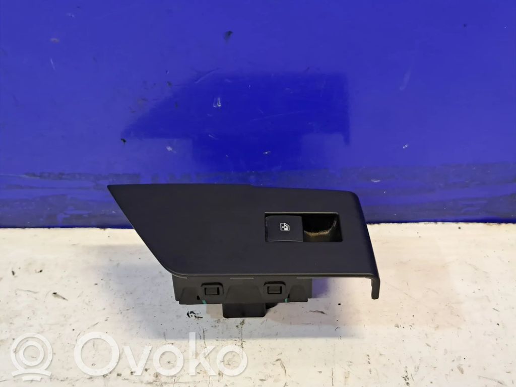 Electric window control switch   13307900