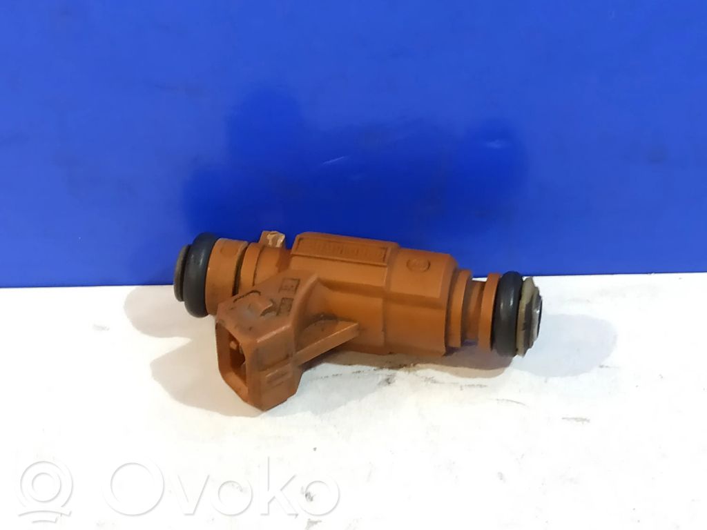 Saab 9-5 Inyector de combustible 