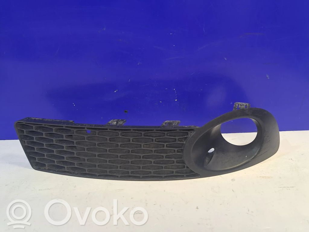 Saab 95 - 96 Front fog light trim/grill 