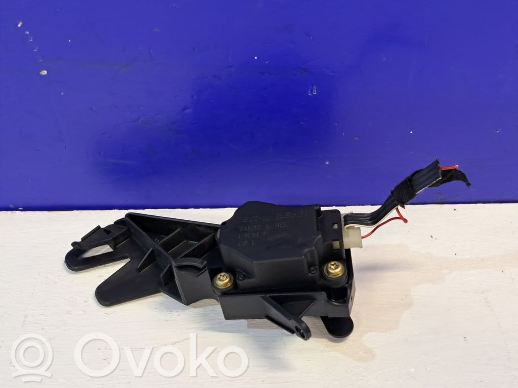Volvo S60 Ilmastointilaitteen läpän käyttölaite/moottori (A/C) 