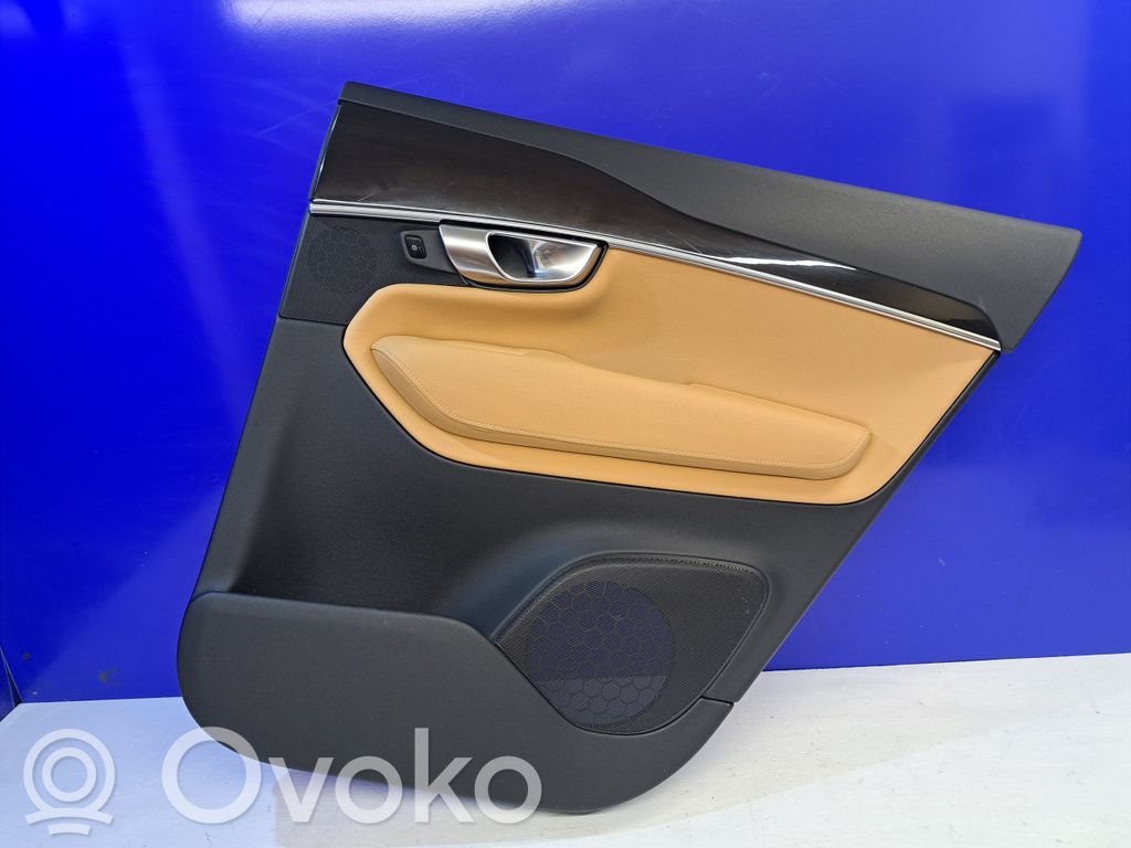 Volvo XC90 Moldura del tarjetero de la puerta trasera 