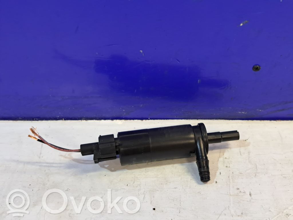 Saab 95 - 96 Windscreen/windshield washer pump 