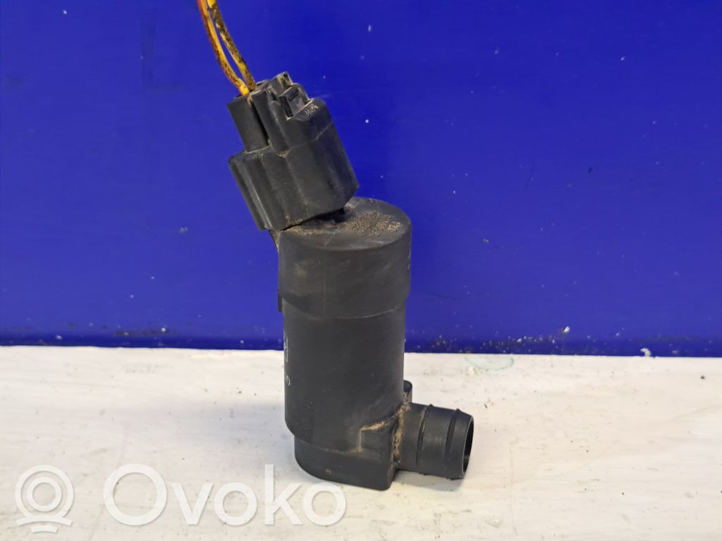 Volvo S60 Windscreen/windshield washer pump 