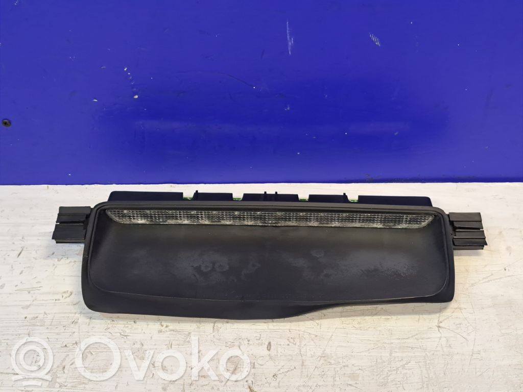 Saab 9-3 Ver1 Third/center stoplight 