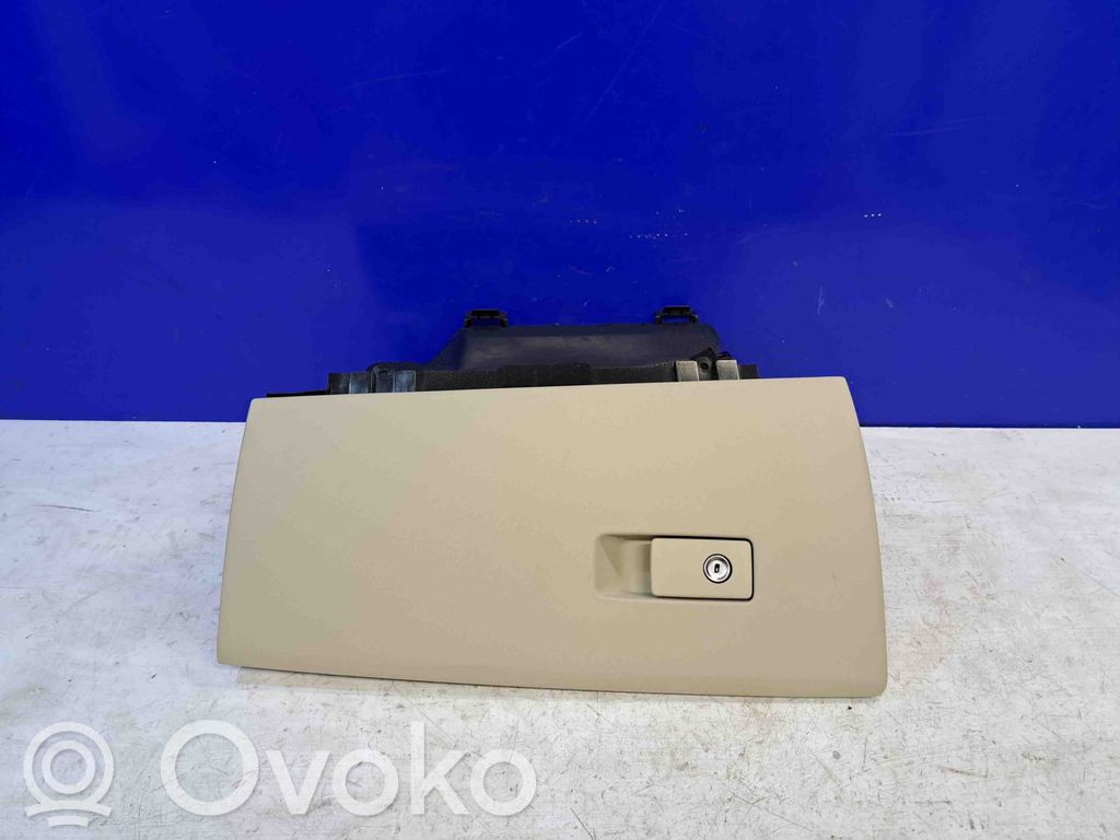Handschuhfach   31305848,31305492,39831237