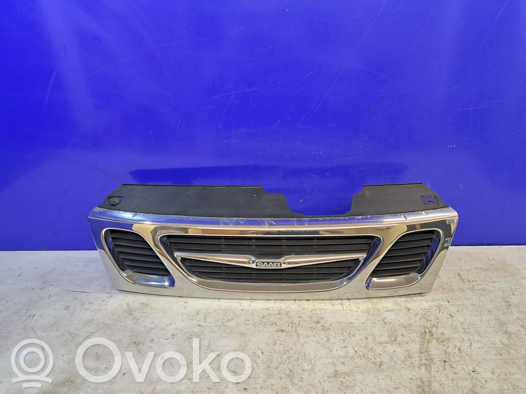 Front bumper upper radiator grill   4677191,5830000,4677217