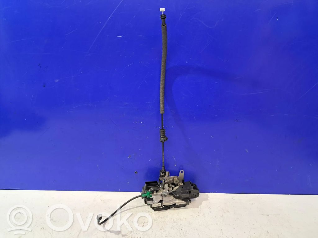 Front door lock   32353632