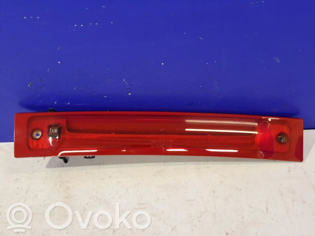 Volvo XC90 Third/center stoplight 