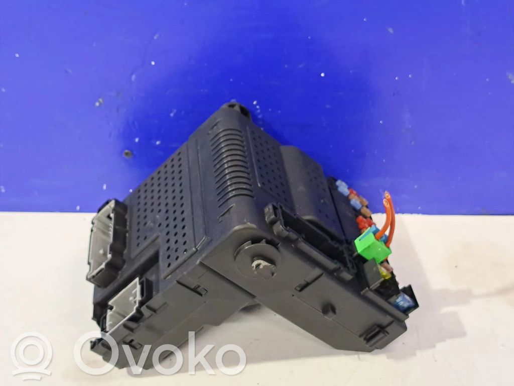 Volvo S60 Módulo de fusible 