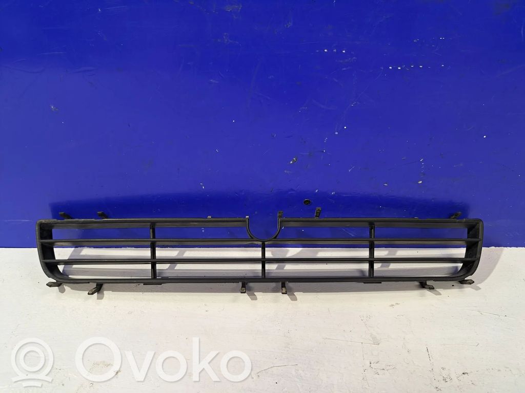 Saab 95 - 96 Front bumper upper radiator grill 