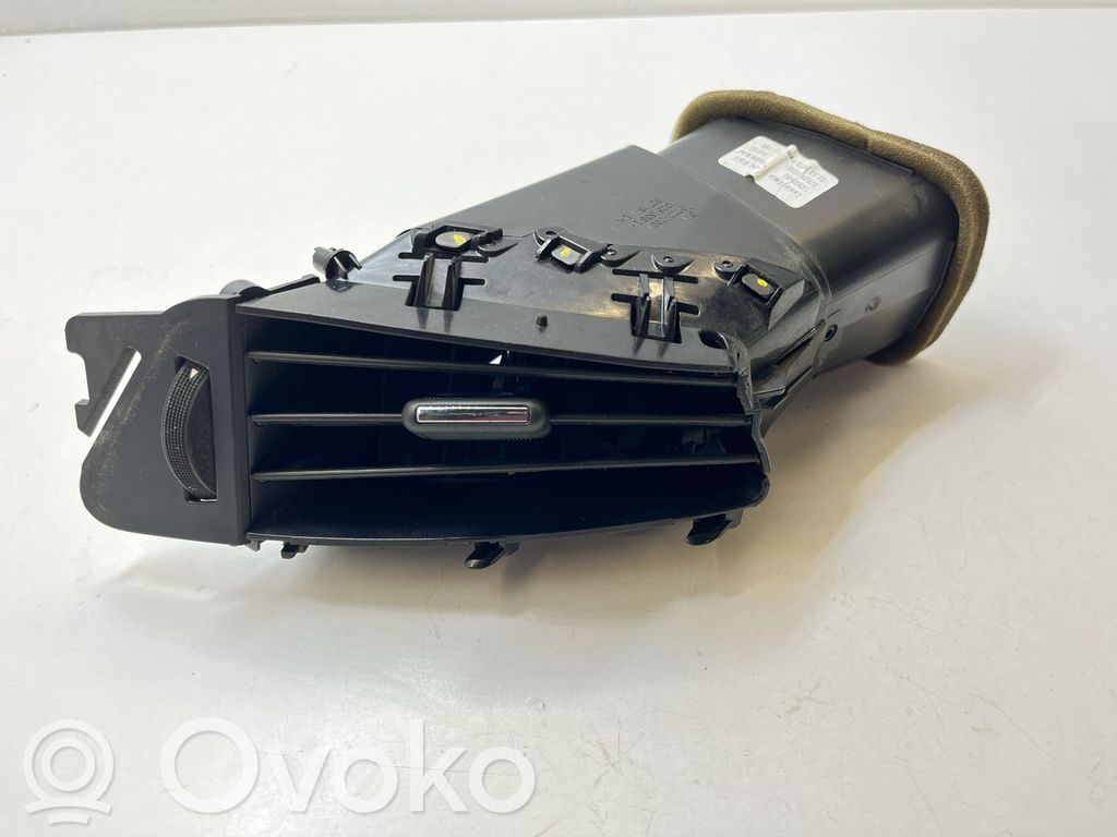 Opel Astra J Grilă ventilație/ramă laterală bord 
