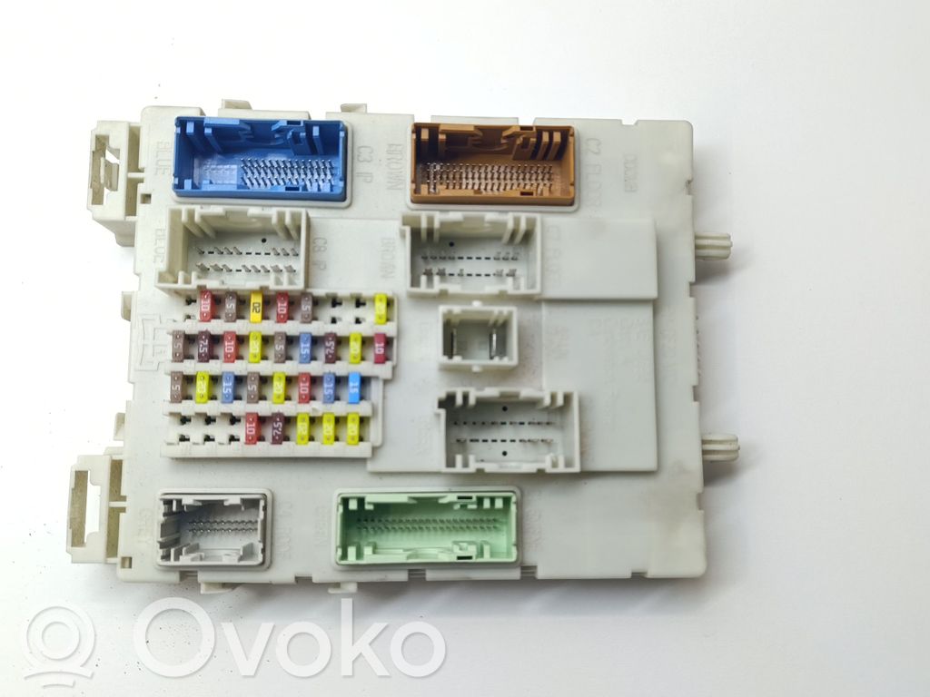 Saugiklių blokas   9A340AAA,80F003000800,JJ12141442