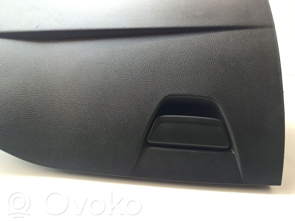 Ford Focus Mantu nodalījums 