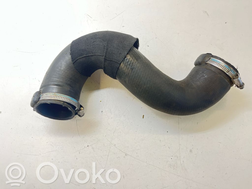 Peugeot 3008 I Engine coolant pipe/hose 