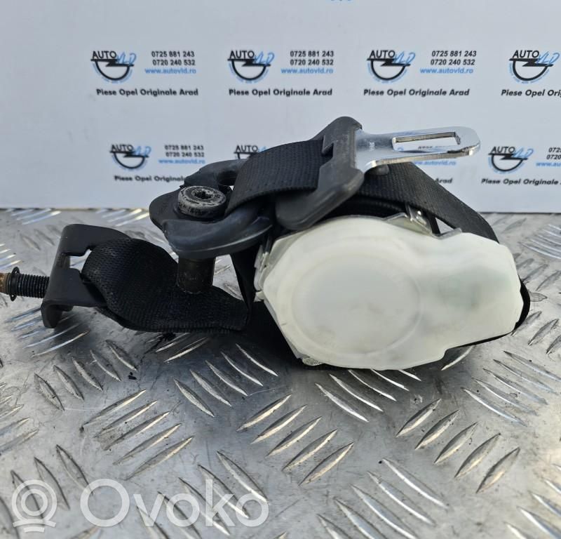 Opel Vectra C Cinturón trasero 