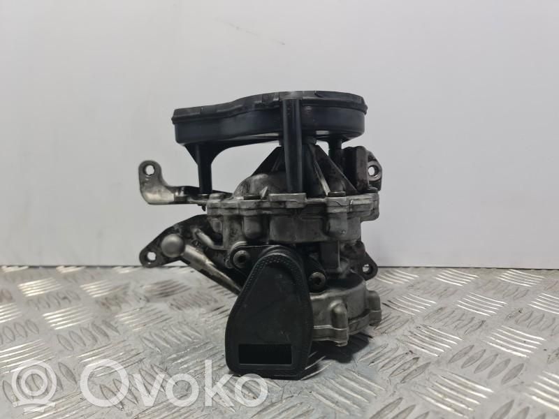 Opel Astra K Bomba de aceite 
