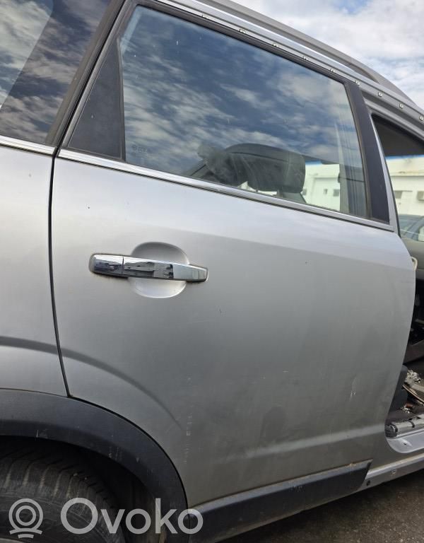 Opel Antara Galinės durys 