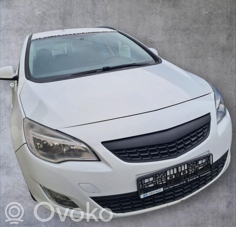 Opel Astra J Pakosarja 